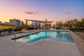 800 Embassy DR 302, Austin, TX 78702