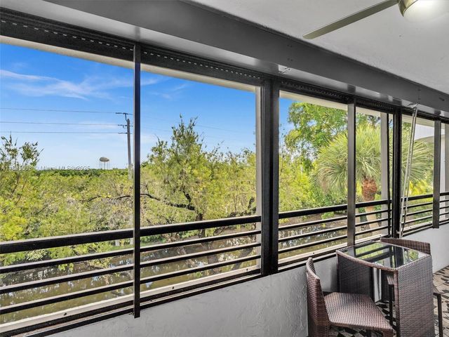 1400 Sheridan St 24J, Hollywood, FL 33020