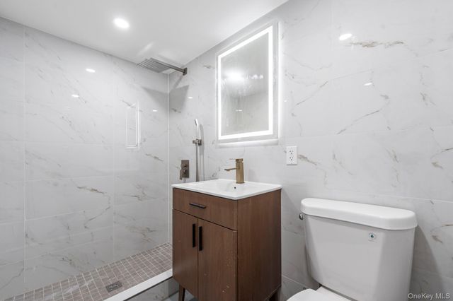 11244 212th Street, Queens Village, NY 11429