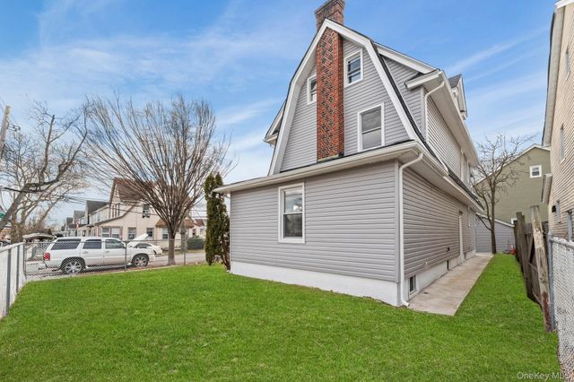 11244 212th Street, Queens Village, NY 11429