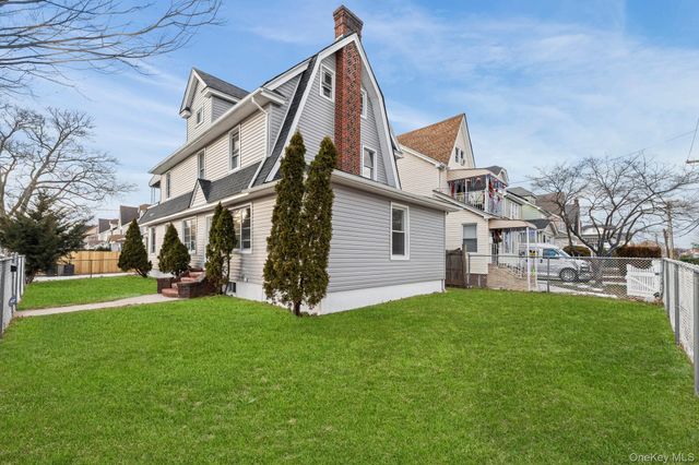 11244 212th Street, Queens Village, NY 11429