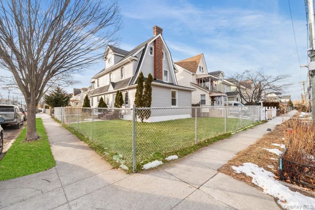 11244 212th Street, Queens Village, NY 11429