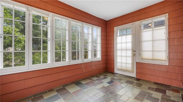156 Windemere Road, Rochester, NY 14610