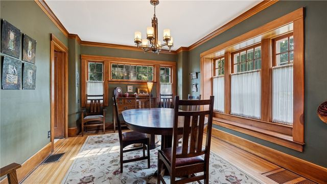 156 Windemere Road, Rochester, NY 14610