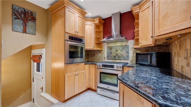 156 Windemere Road, Rochester, NY 14610