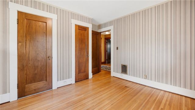 156 Windemere Road, Rochester, NY 14610