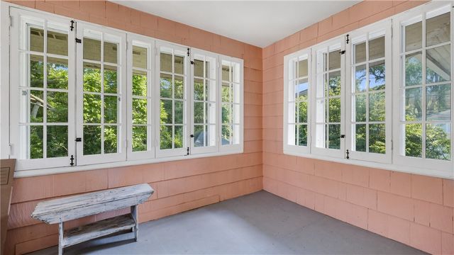 156 Windemere Road, Rochester, NY 14610
