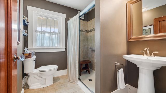 156 Windemere Road, Rochester, NY 14610