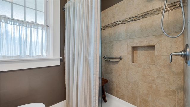 156 Windemere Road, Rochester, NY 14610