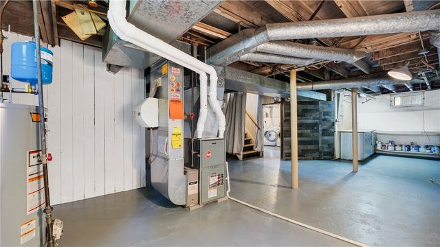 156 Windemere Road, Rochester, NY 14610