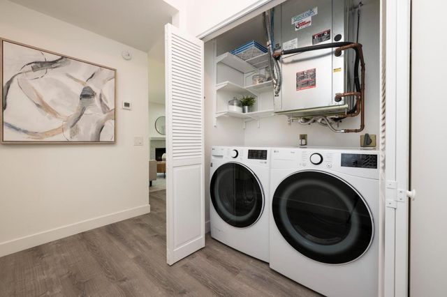 425 N El Camino Real 105, San Mateo, CA 94401