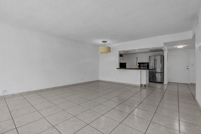 1965 S Ocean Boulevard 202, Pompano Beach, FL 33062