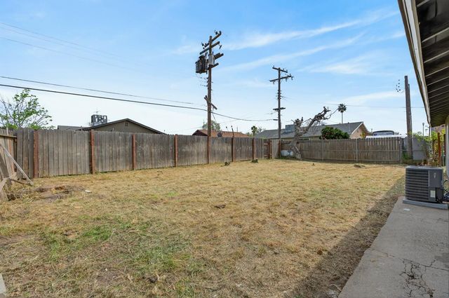 7759 Detroit Blvd, Sacramento, CA 95832