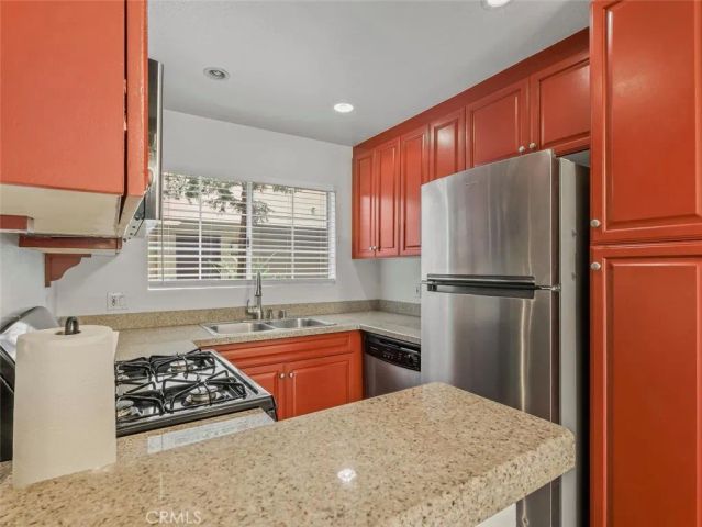 5540 S Owensmouth Avenue 107, Woodland Hills, CA 91367