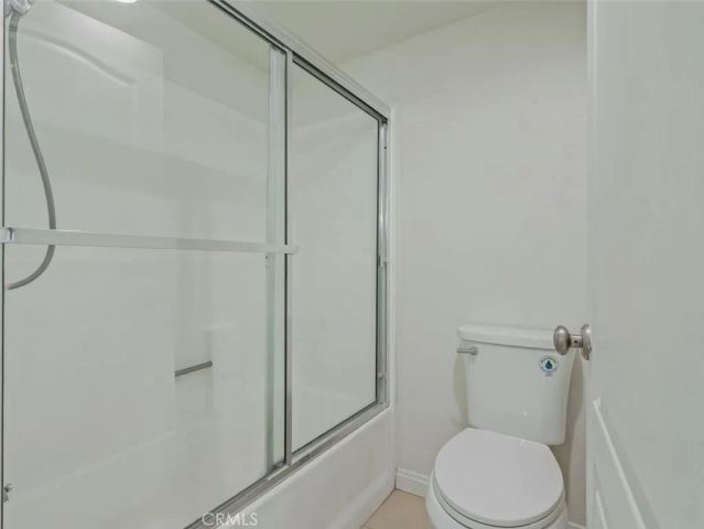 5540 S Owensmouth Avenue 107, Woodland Hills, CA 91367