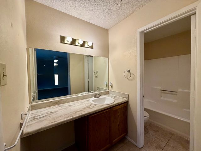 1301 Lovell Drive, Arlington, TX 76012