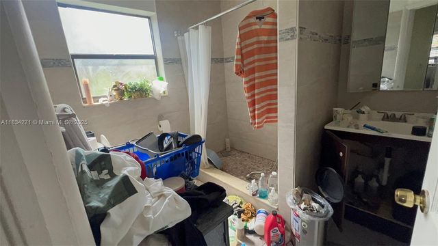 7080 Hope St, Hollywood, FL 33024