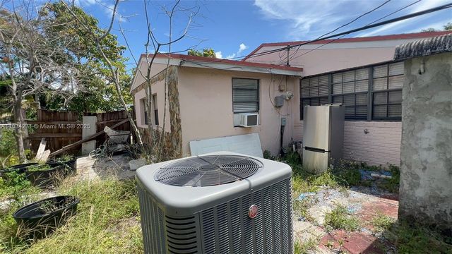 7080 Hope St, Hollywood, FL 33024