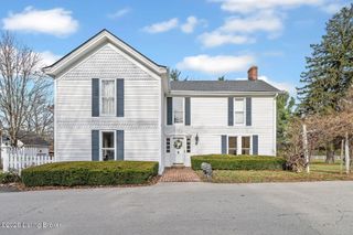 138 Rollington Rd, Pewee Valley, KY 40056