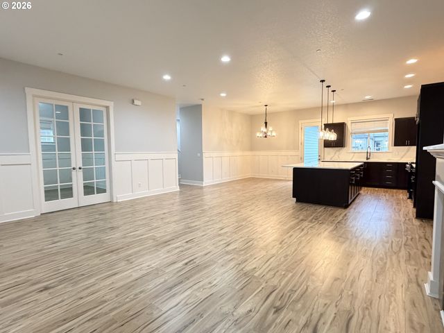 28172 Sw ICELAND Ave, Wilsonville, OR 97070