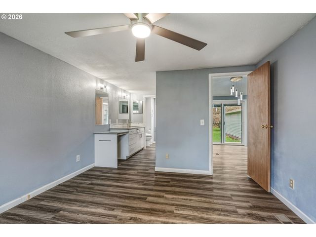 114 6TH St, Ryderwood, WA 98581