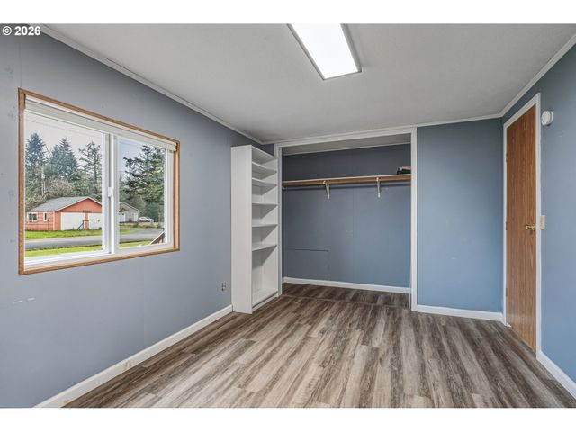 114 6TH St, Ryderwood, WA 98581