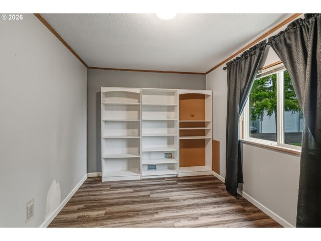 114 6TH St, Ryderwood, WA 98581