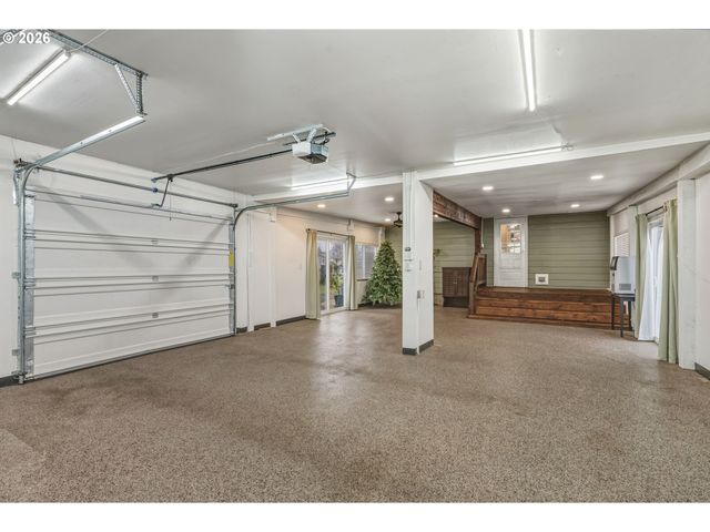 114 6TH St, Ryderwood, WA 98581