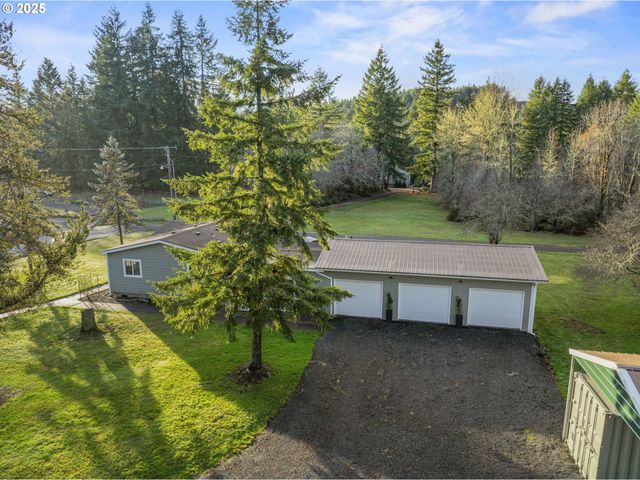 114 6TH St, Ryderwood, WA 98581