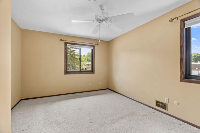 903 Shirlee Lane, Shoreview, MN 55126