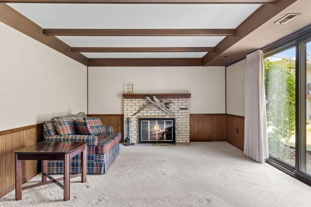 903 Shirlee Lane, Shoreview, MN 55126