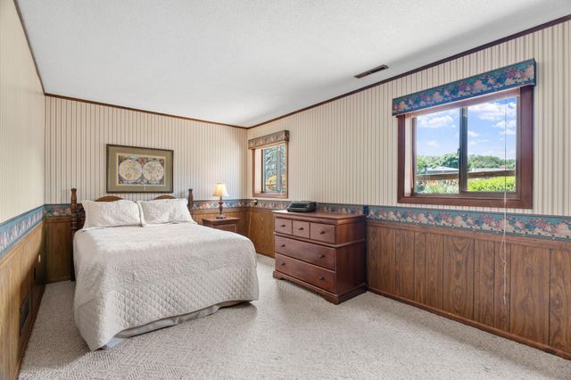 903 Shirlee Lane, Shoreview, MN 55126