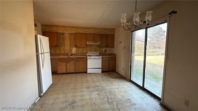 6725 Jackson Street, Fort Smith, AR 72903