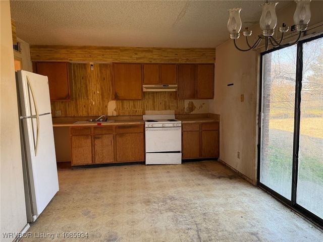 6725 Jackson Street, Fort Smith, AR 72903