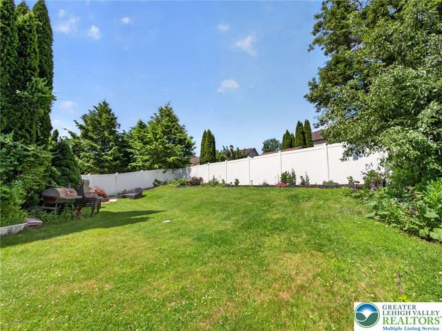 2580 Lower Way, Forks Twp, PA 18040
