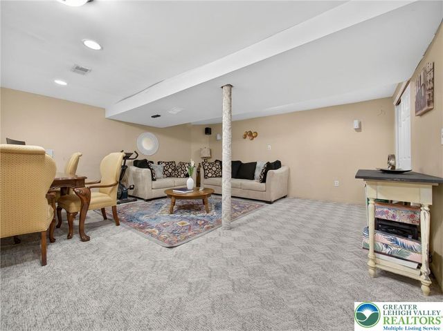 2580 Lower Way, Forks Twp, PA 18040