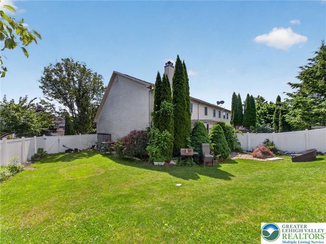 2580 Lower Way, Forks Twp, PA 18040