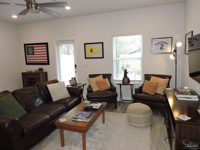 1203 Fairchild Village Dr, Pensacola, FL 32504