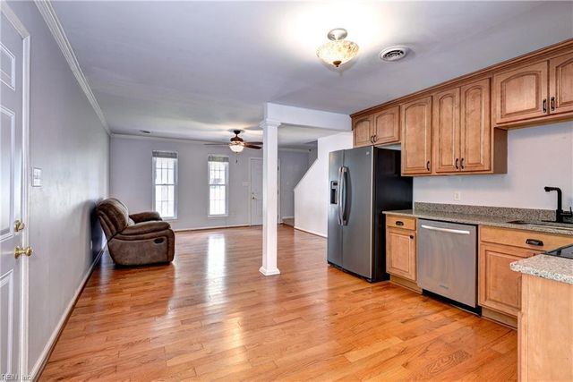 7020 Fox Mill Run DR, Gloucester, VA 23061