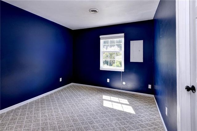 7020 Fox Mill Run DR, Gloucester, VA 23061