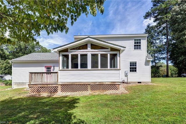 7020 Fox Mill Run DR, Gloucester, VA 23061
