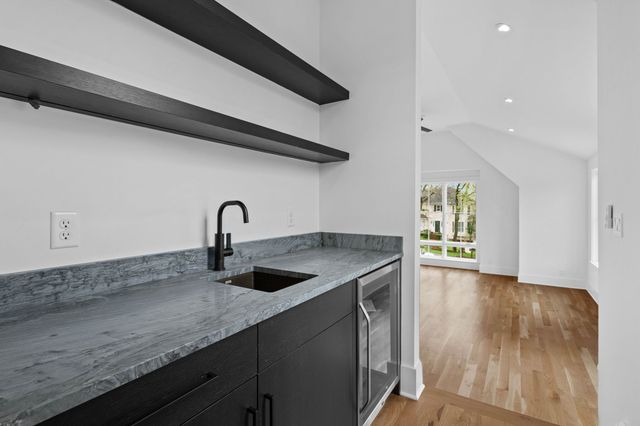 3411 Richards St, Nashville, TN 37215