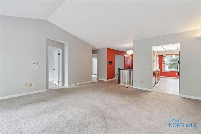 9886 Ford Rd., Perrysburg, OH 43551