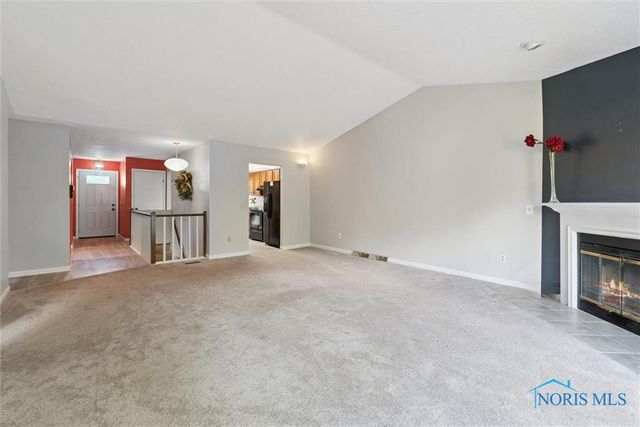 9886 Ford Rd., Perrysburg, OH 43551