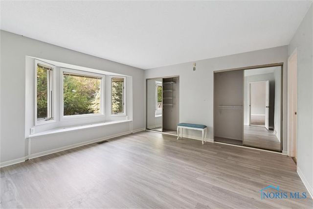 9886 Ford Rd., Perrysburg, OH 43551