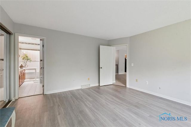 9886 Ford Rd., Perrysburg, OH 43551