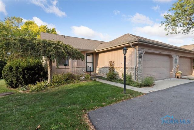 9886 Ford Rd., Perrysburg, OH 43551