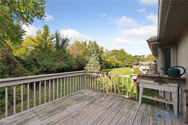 9886 Ford Rd., Perrysburg, OH 43551