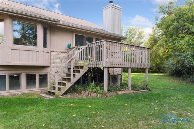 9886 Ford Rd., Perrysburg, OH 43551