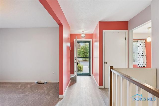 9886 Ford Rd., Perrysburg, OH 43551